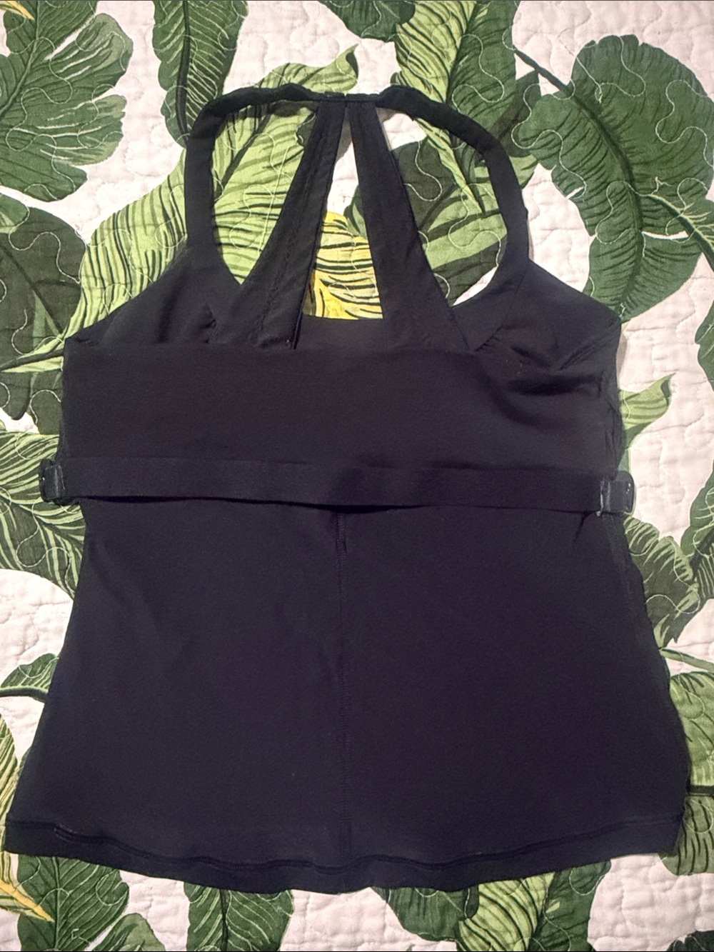 lululemon athletica Black Performance Tank with Reflective Logo - Picture 4 of 5